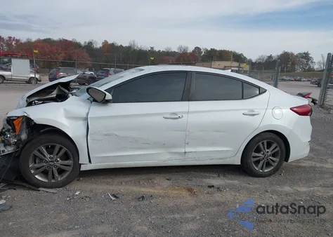 2018 Hyundai Elantra Value Edition z USA, uszkodzony, nr VIN 5NPD84LF3JH360062